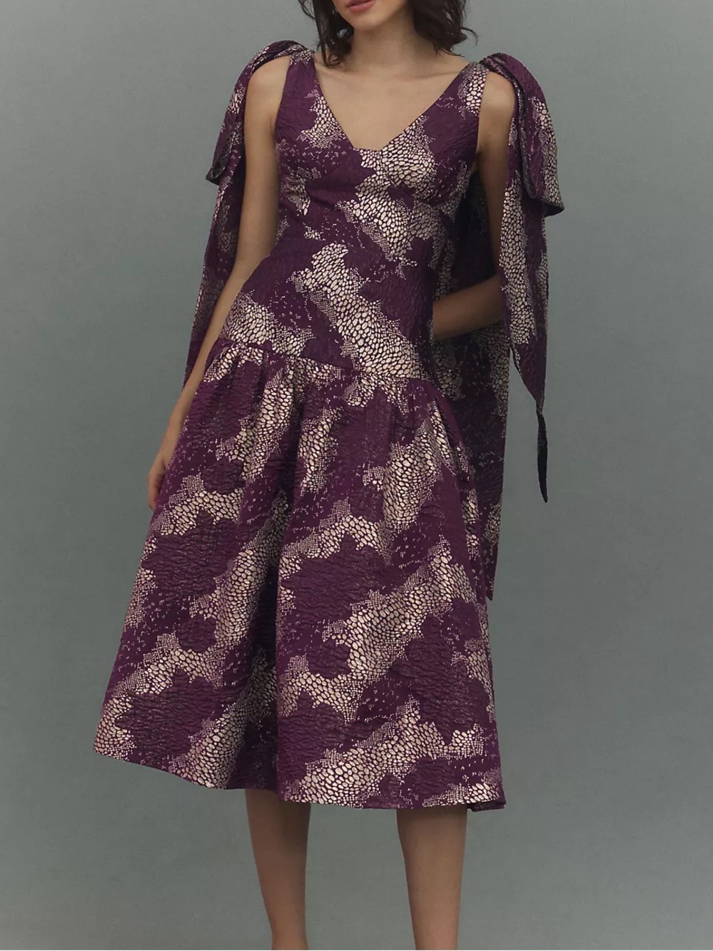 BHLDN Violet Jacquard
Shoulder-Tie Fit & Flare Midi
Dress by Anthropologie